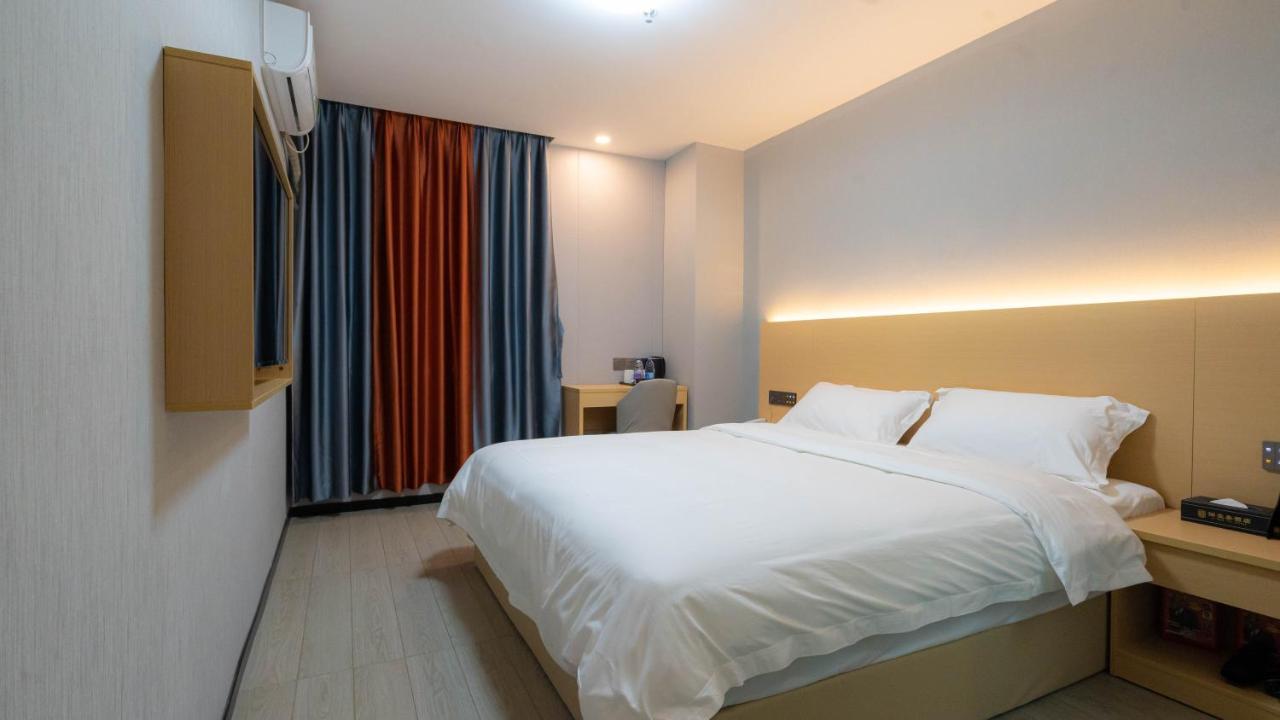 Li Hao Tai Hotel Guangzhou Buitenkant foto